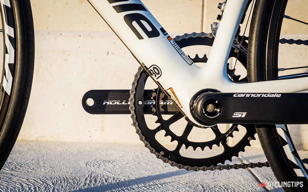 bb30到bb30a的变换使得五通刚性提升11%,外走线还是么"耀眼".