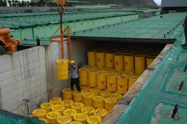 台媒:意大利解密文件显示大量核废料90年代被偷倒在台湾海域