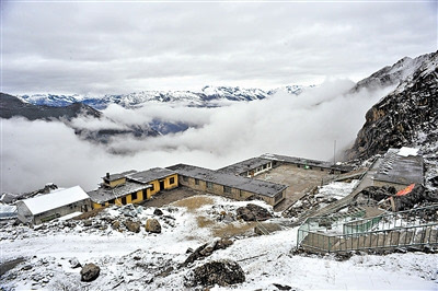 西藏海拔4500米以上哨所全部建成阳光保暖房