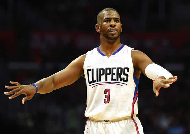 保罗对快船的重要性不言而喻今年夏天,快船队的两大核心克里斯-保罗