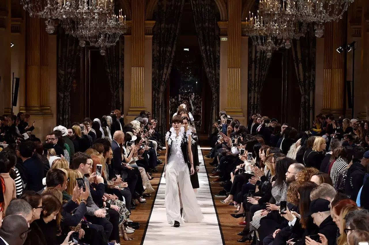 saint laurent加拿大蒙特利尔