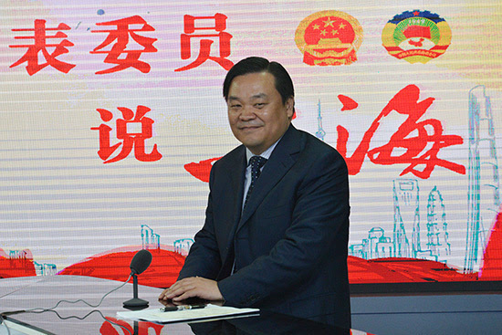 上海市人大代表,金山区枫泾镇党委书记张斌人民网上海3月3日电