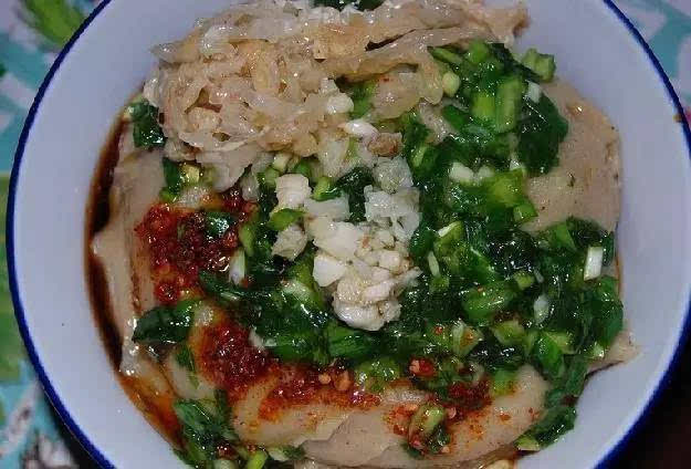 洋芋津津"洋芋津津",酸辣醇香,冷热均可,四季可食.