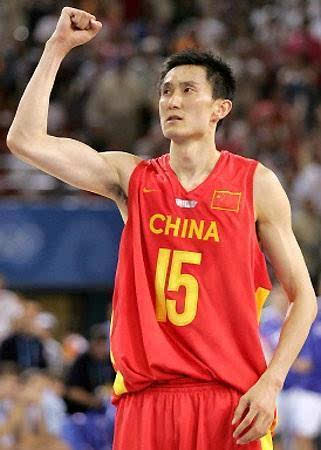 李楠,杜锋出任中国男篮主帅,两支集训队2019年合并