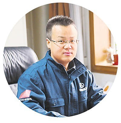 四院41所固体运载火箭发动机"70后"总设计师王健儒和他的团队一次次