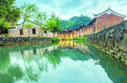 乡村游"复兴"千年古村 江永县勾蓝瑶村产业脱贫样本解析