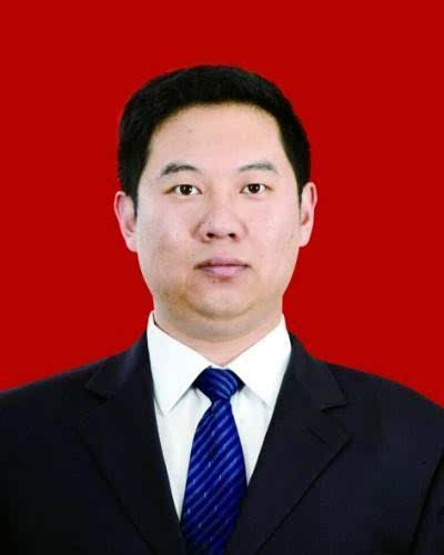 (供暖) 徐海波汽车诊断师 周静男管工(供水) 于志东数控车工 韩毅车工