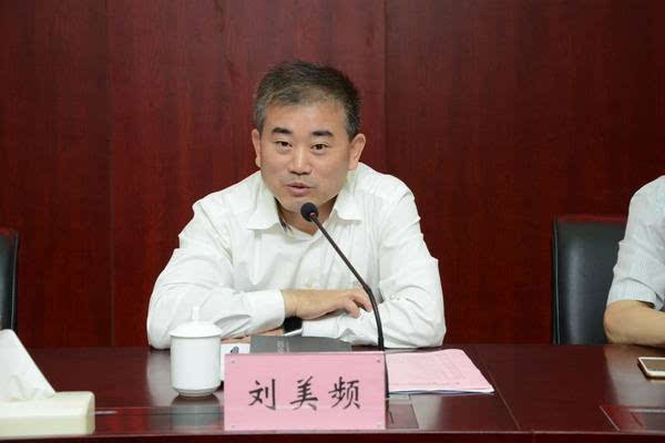 刘美频当选黄冈市市长