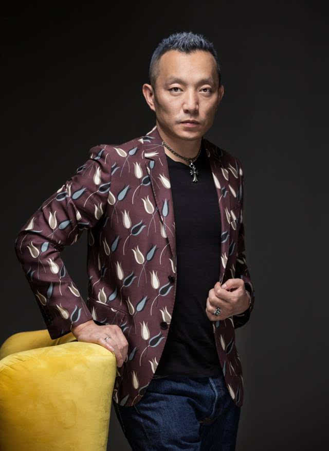 拳拳到肉打出行业第一,武士刀砍墙强制转型,1季度流水4.