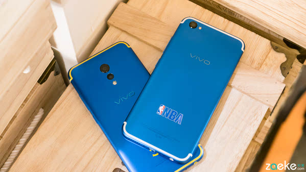 xplay6库里定制版之后,vivo也为旗下的热销智能手机vivo x9加推了和