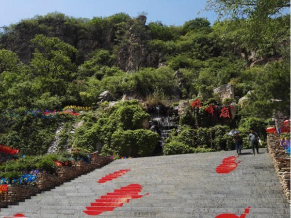 五一小长假的延续坡峰岭游记