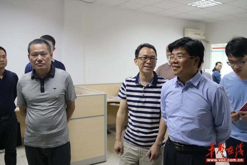 戴德清亲临华声在线湘潭分站调研