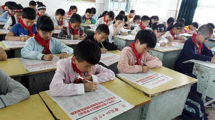 浙江嵊州鹿山小学教育集团组织红十字知识竞赛