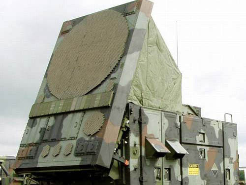 资料图片:自卫队"爱国者"pac-3防空系统雷达.