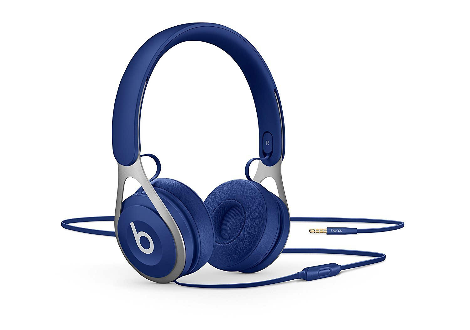 beats ep头戴式耳机两侧带有经典的b字logo,非常具有辨识度,出街凹