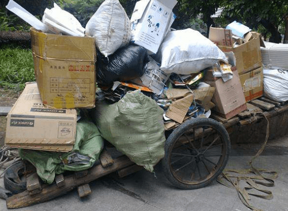 千万账单当废纸卖 会计急得心如火焚赶紧报警