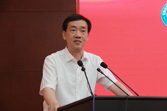 会议由郑大一附院党委书记张水军主持,河南省卫计委党组副书记,副主任