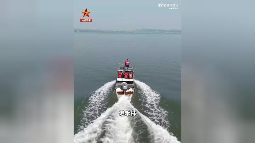被走私艇高速冲撞 海警烈士牺牲时执法现场画面公开