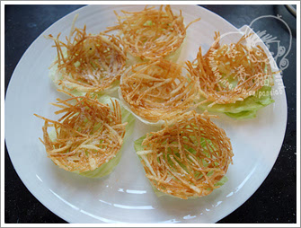 酱爆黑胡椒鸭肉雀巢盏