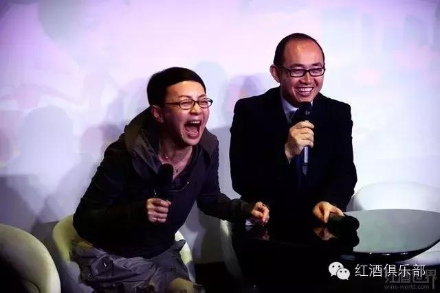 从1月17日21点20分开始,宋丹丹连发3条微博炮轰潘石屹开发的建外soho"