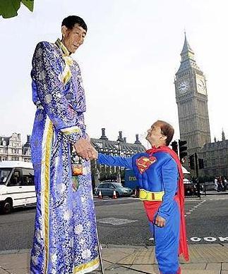 29米美国目前最高的人是马努特·博尔,身高为2