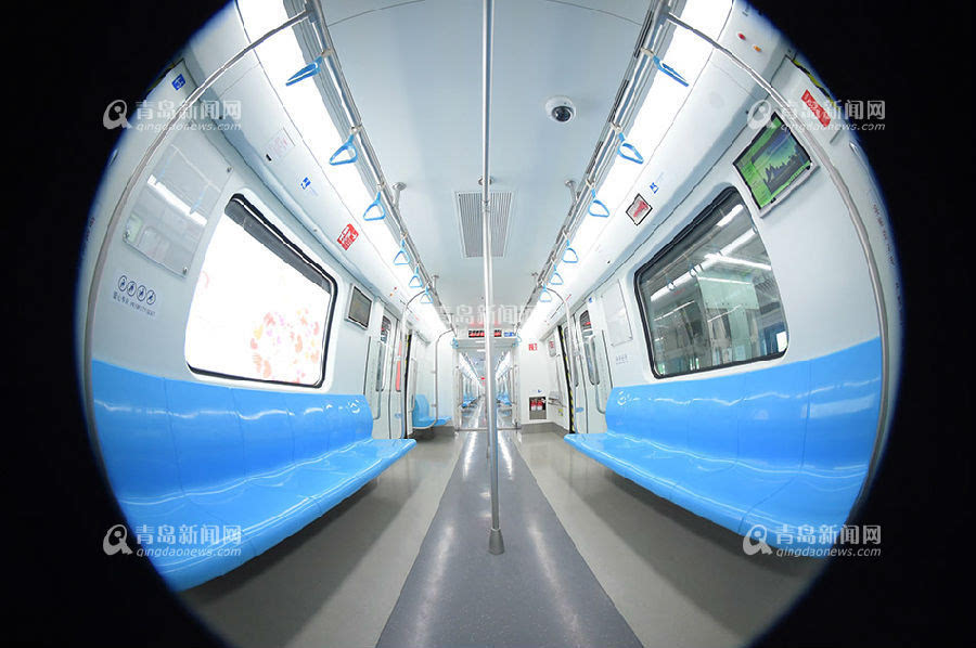 是公园还是地铁 晒m3号线唯美写真