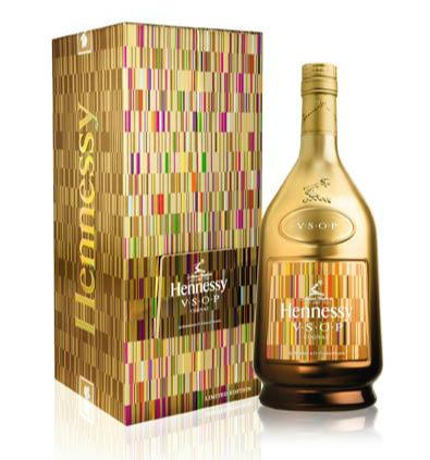 轩尼诗vsop携手彼得萨维尔打造第五代特别珍藏版