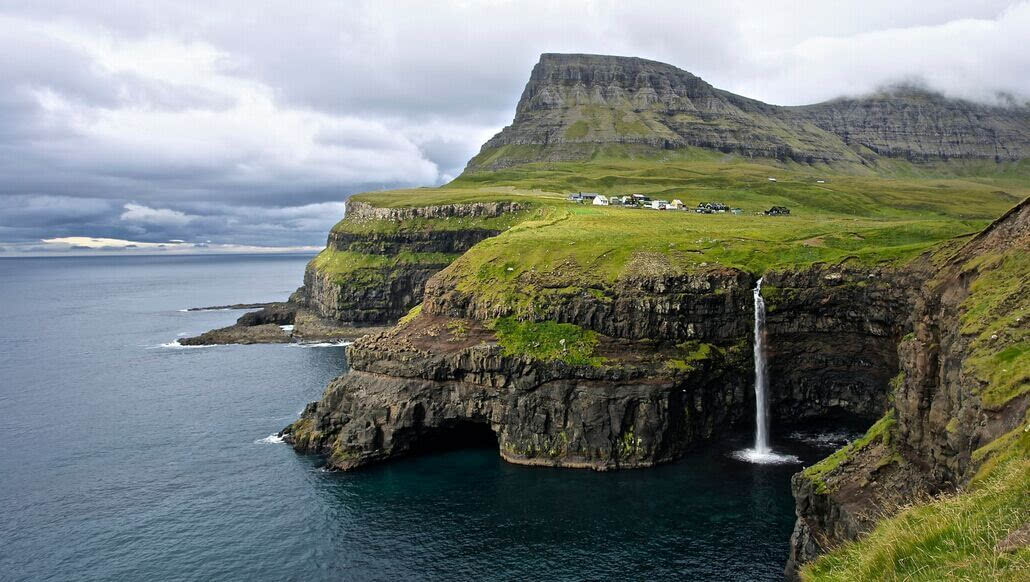 世界最小的岛屿图片