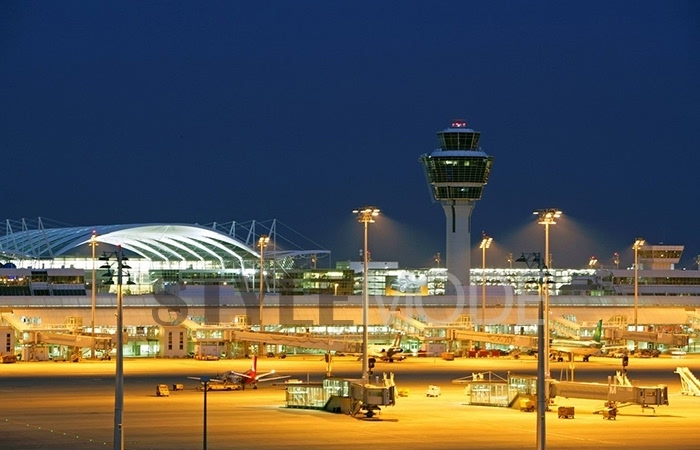 8迪拜机场数十年前只是一个大沙漠的迪拜,如今已发展为全球最奢华和