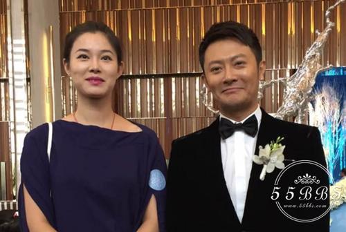 印小天携孕妻北京办婚礼 朱雨辰曹云金当伴郎