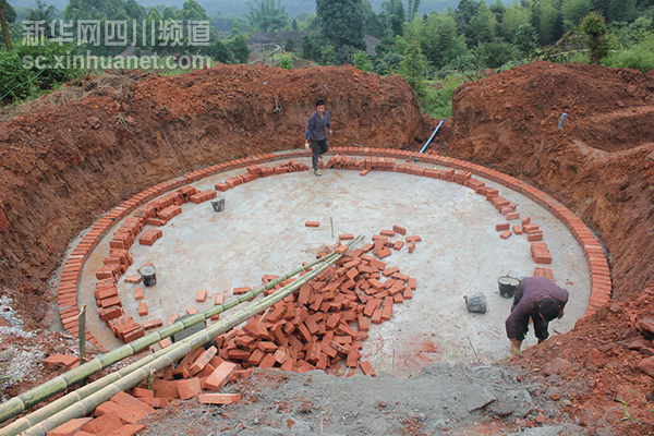 农村自来水池子建造图片