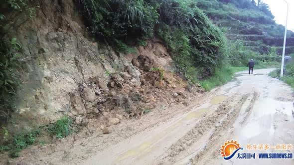 赤峰市陈雅玲图片