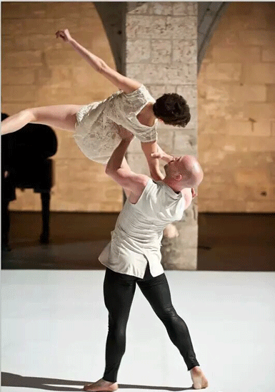 法国图尔国立舞蹈中心来昆上演《悲歌芭蕾》