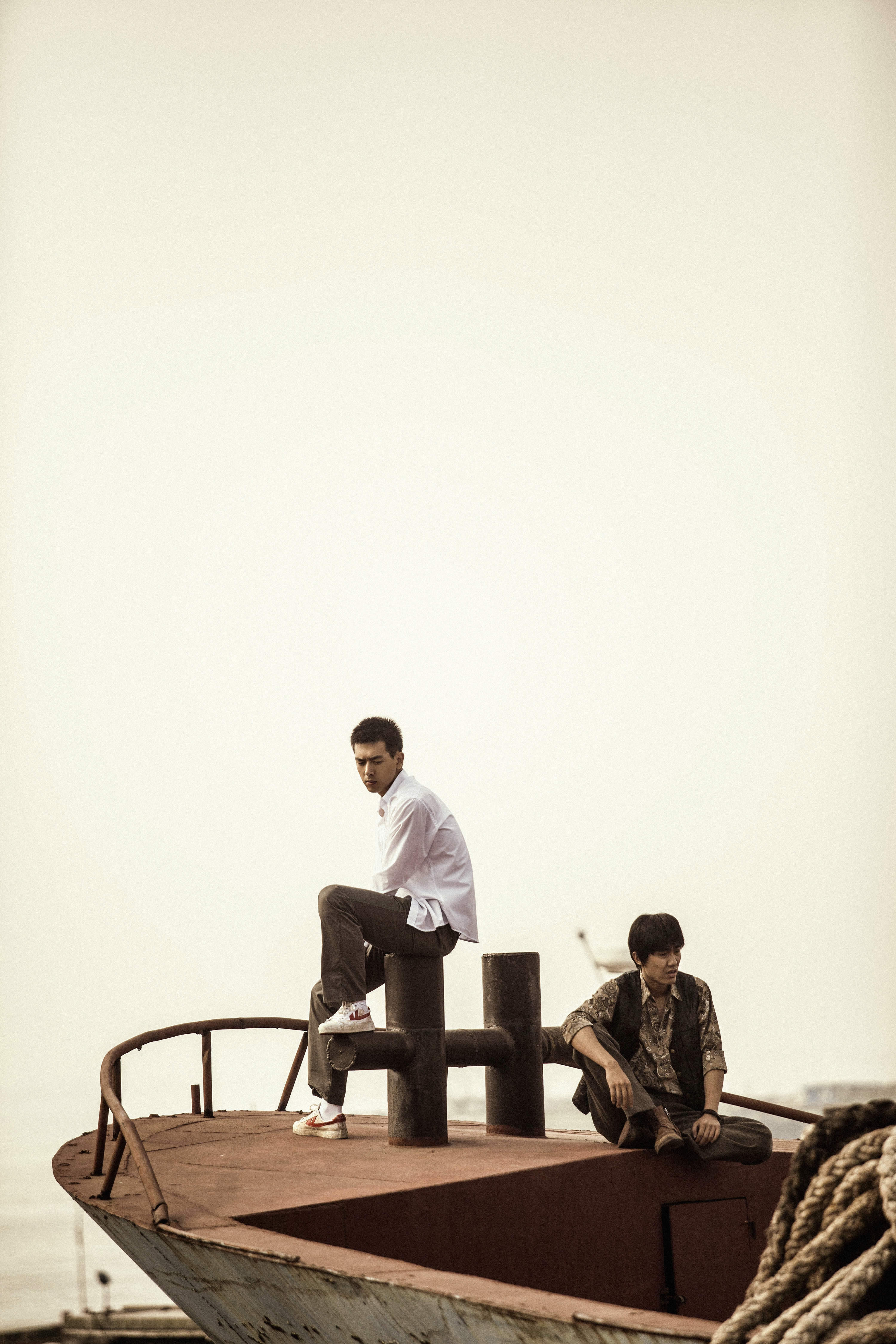 李现抵达之谜上映倒计时五年后青涩少年再次抵达