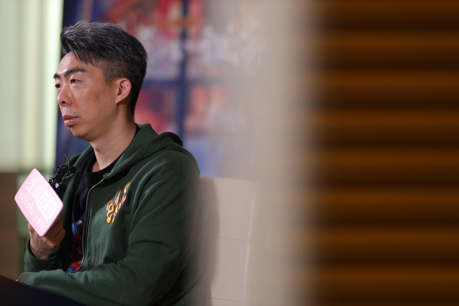 《刺杀小说家》导演路阳:杨幂很有力量感,她会赋予角色一种劲道