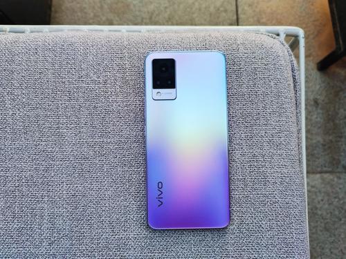 vivo悄悄上架新机,6nm芯片 15gb运存,网友:还敢说"智商机"?