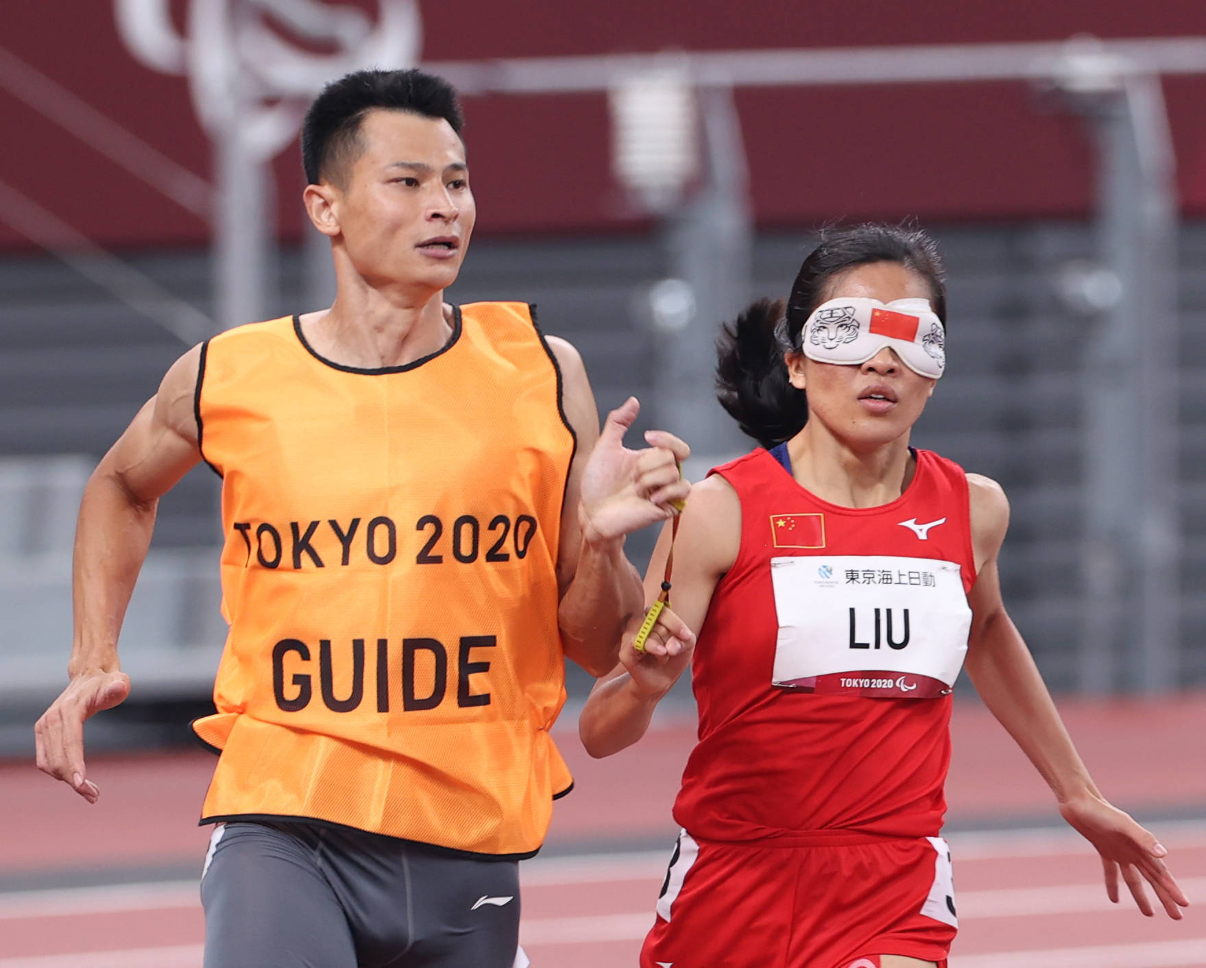 當日,在東京殘奧會田徑女子400米t11級半決賽中,中國選手劉翠青晉級