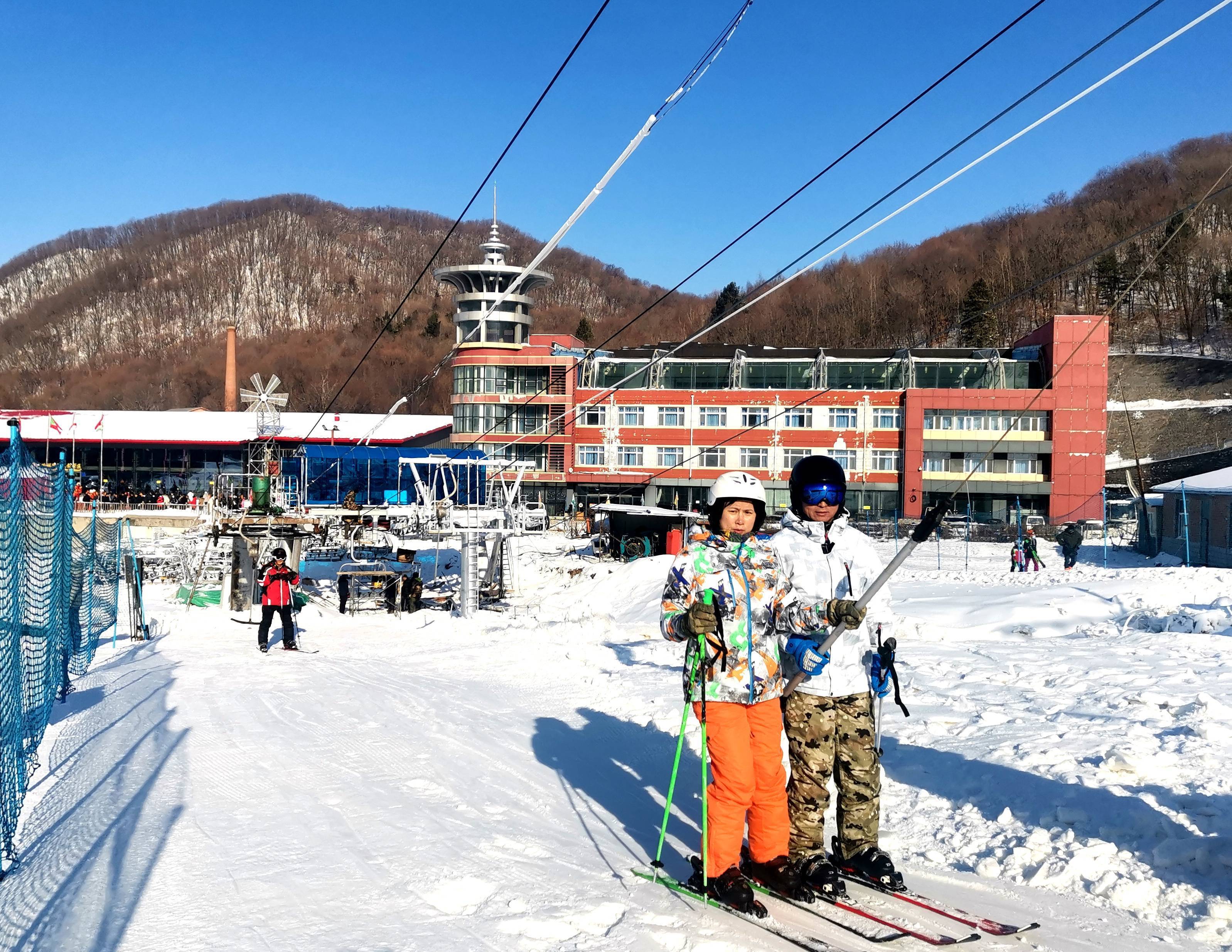 助力冬奧會燃情帽兒山省中青旅帽兒山高山滑雪場重磅開業