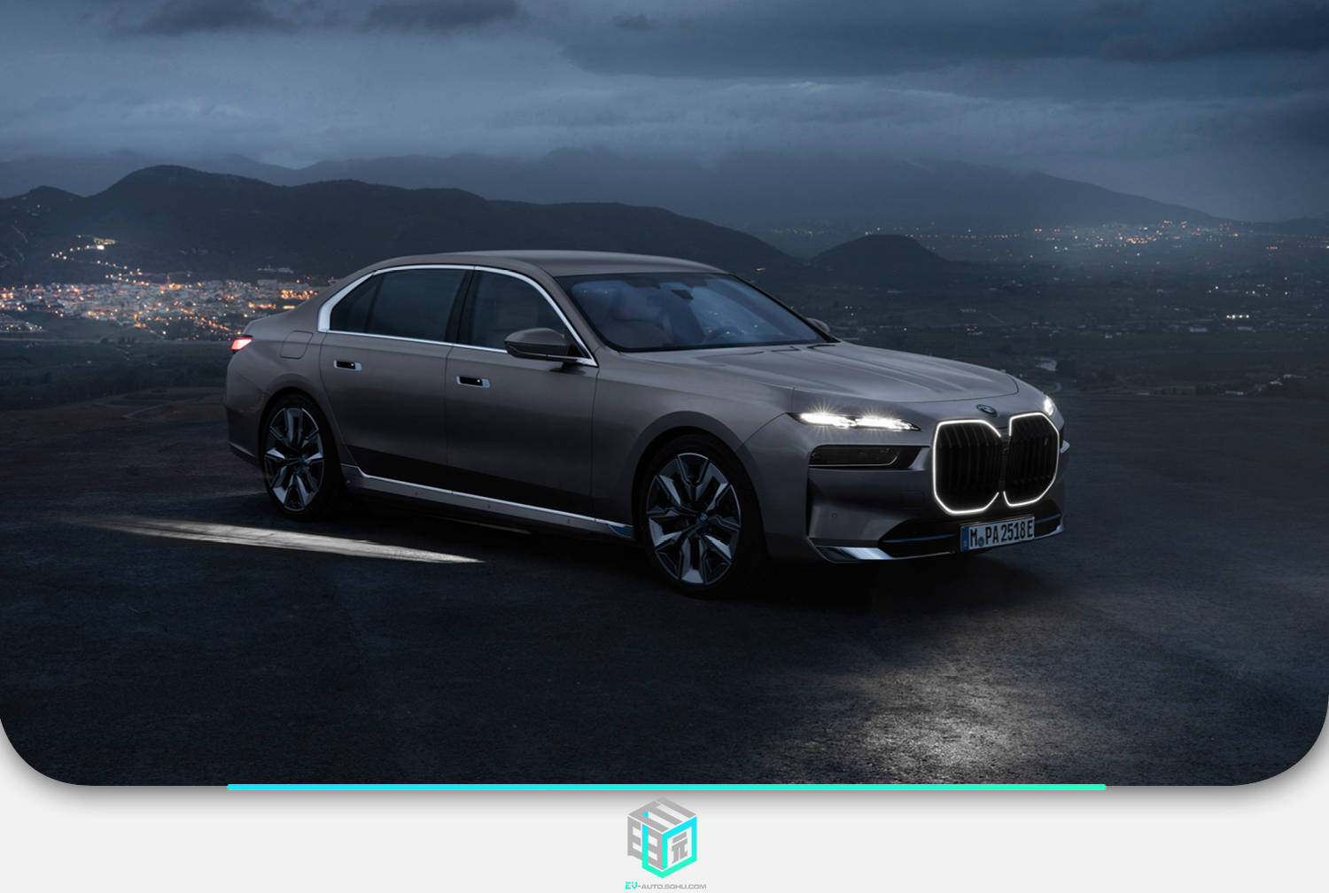 发布e现场你选这个还是eqs简评宝马i7xdrive60