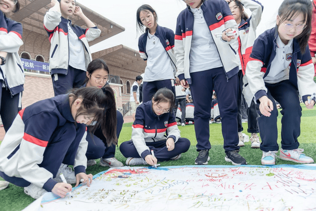 初三学生心理团辅，温暖又治愈！胸怀凌云志，不负少年时！