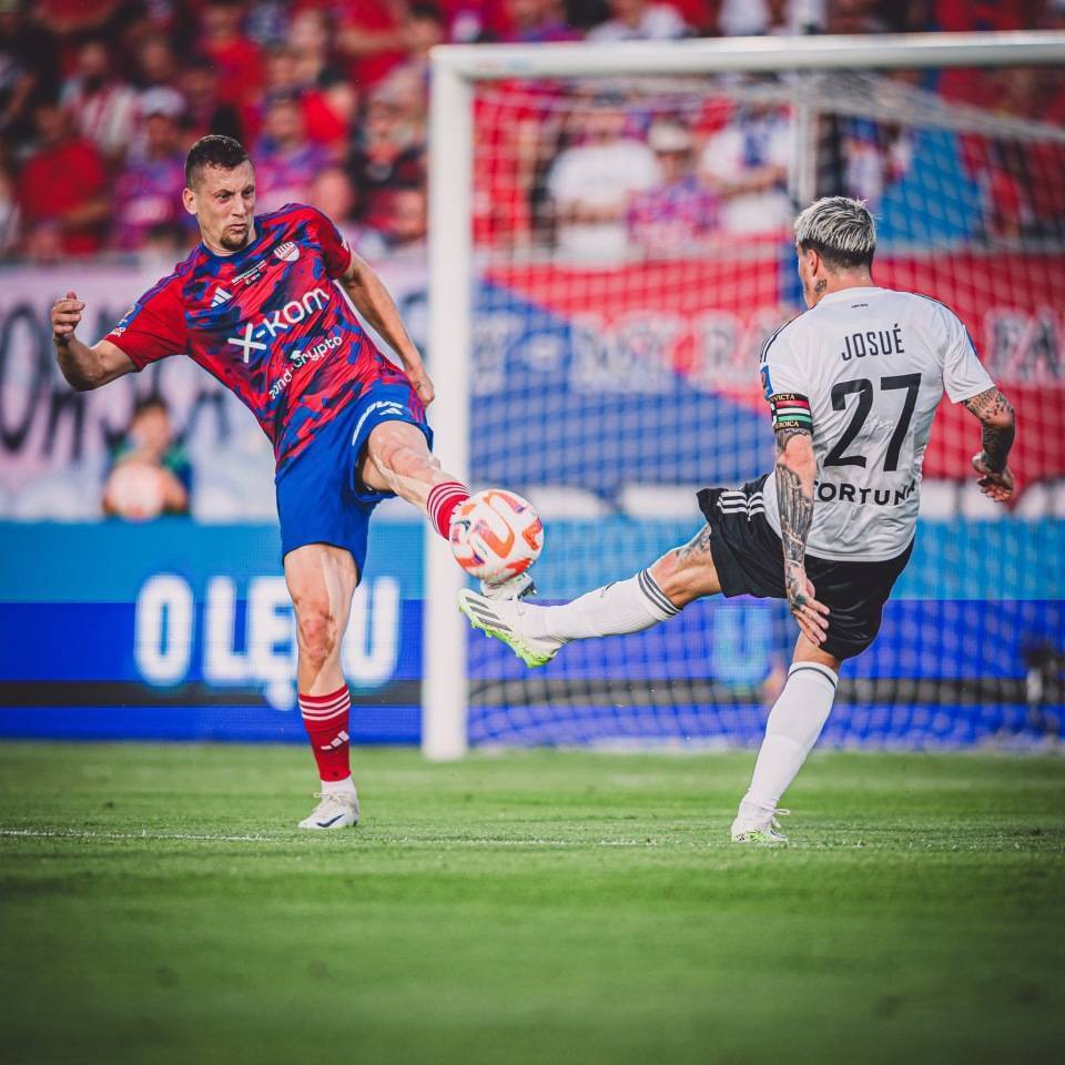 欧冠：弗罗拉vs琴斯托霍瓦，弗罗拉次回合逆袭？看完这三点再决定