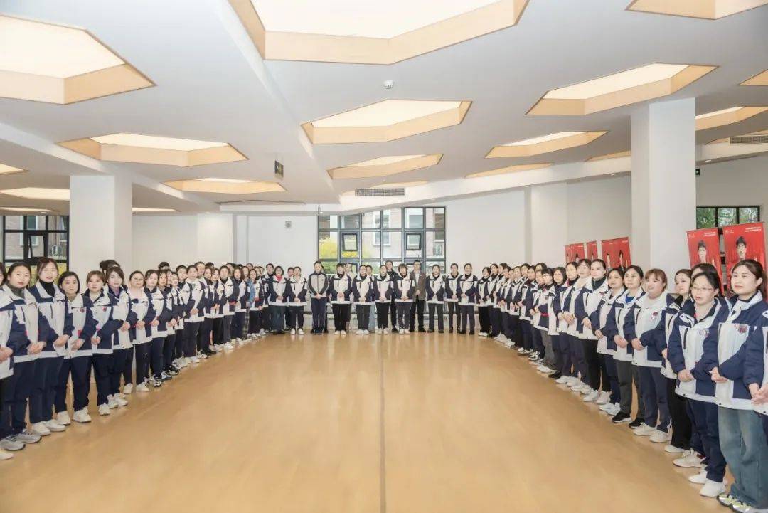 致敬特别的她!走近新川外国语学校保健&宿管部的三八节温情之旅! 致敬特别的她!走近新川外国语学校保健&宿管部的三八节温情之旅!