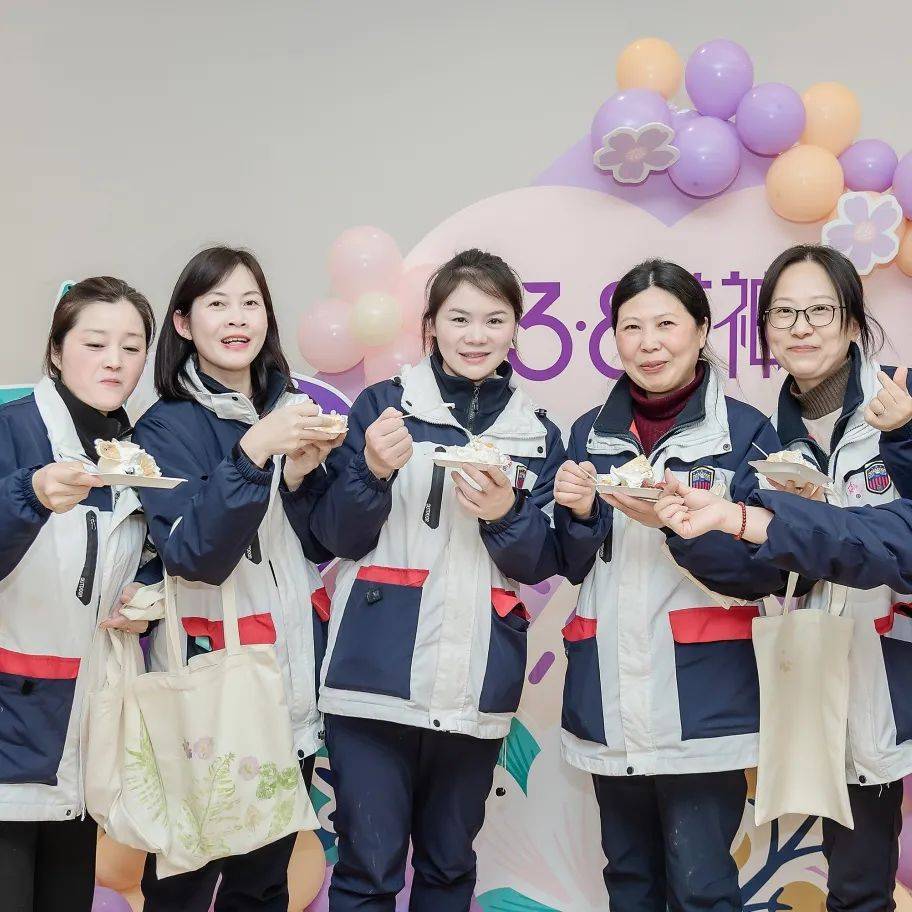 致敬特别的她!走近新川外国语学校保健&宿管部的三八节温情之旅! 致敬特别的她!走近新川外国语学校保健&宿管部的三八节温情之旅!