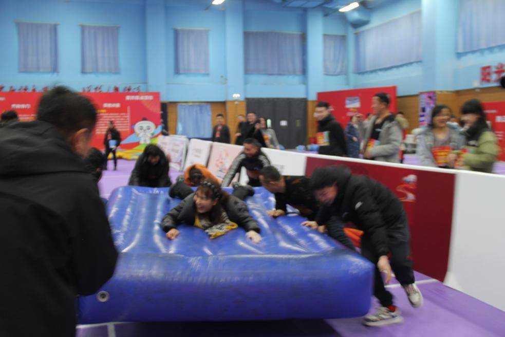 ���й�������Ʊ�����׸����ֽ���Ȥζ�˶�����Ļ